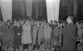 Visita a la Escuela de Formación Profesional Francisco Franco de  José Solís Ruiz, ministro-secre...