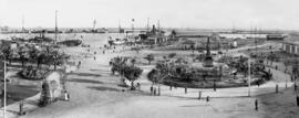 Panorámica del puerto, el parque y la ciudad. Hacia 1910. Málaga, España. 02