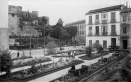Alcazaba. Jardines de calle Alcazabilla. Palacio de la Aduana. Málaga (España)