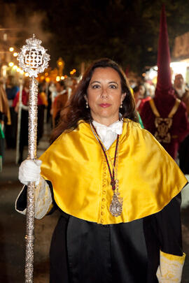 Representante de la Universidad de Málaga en el desfile procesional de la Hermandad de los Estudiantes. Abril de 2014