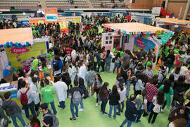 Estand de la Facultad de Ciencias de la Salud. Jornadas de Puertas Abiertas de la Universidad de Málaga. Complejo Polideportivo Universitario. Abril de 2018
