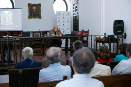 Eugenio Chicano en el Aula de Cultura de Diario Sur. Sociedad Económica Amigos del País. Junio de 2019