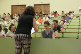 Examen en el aula Magna de la Facultad de Económicas y Empresariales. Olimpiada Española de Economía, Fase Nacional. Málaga. Junio de 2015