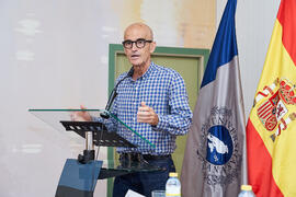 José Juan Benítez Rochel. Presentación del Retrato de Honor de D. Eugenio José Luque Domínguez. Facultad de Ciencias Económicas y Empresariales. Junio de 2025