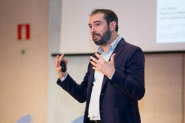 Pere Estupinyà. Conferencia "Dialogando". Facultad de Ciencias. Octubre de 2018