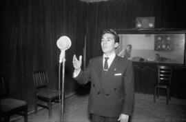 Málaga. Concurso de saetas en Radio Juventud de Málaga. Marzo de 1963