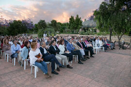 Asistentes al homenaje al personal que cumple 25 años de servicio en la UMA o jubilado. Jardín Botánico. Junio de 2018