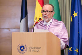 Intervención de Heliodoro Carpintero Capell en su investidura como Doctor "Honoris Causa" por la Facultad de Psicología de la Universidad de Málaga. Edificio del Rectorado. Mayo de 2019