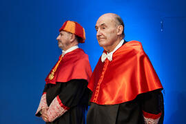 Miquel Roca i Junyent en su investidura como Doctor "Honoris Causa" por la Universidad de Málaga. Paraninfo. Diciembre de 2024