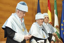 Investidura como "Doctores Honoris Causa" de Antonio García Berrio y Pilar Palomo Vázquez por la Facultad de Filosofía y Letras de la Universidad de Málaga. Edificio del Rectorado. Junio de 2024