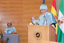 Investidura como Doctor "Honoris Causa" de D. Antonio Bonet Correa por la Universidad d...