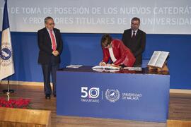 Toma de posesión de Alicia Marchant Rivera como catedrática del Área de Ciencias y Técnicas Historiográficas de la Universidad de Málaga. Paraninfo. Diciembre de 2022