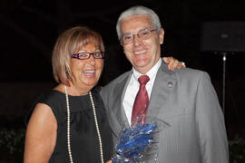 Cena de gala con motivo al homenaje para los jubilados y personal que cumple 25 años de servicio en la Universidad de Málaga. Jardín Botánico. Junio de 2009