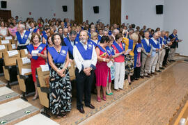 Alumnos en su graduación del curso del Aula de Mayores de la Universidad de Málaga. Paraninfo. Junio de 2017