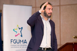 Pere Estupinyà. Conferencia "Dialogando". Facultad de Ciencias. Octubre de 2018