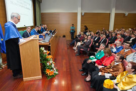 Eduardo Rodríguez Bejarano en la investidura como Doctor "Honoris Causa" de Hans-Dieter Wienberg por la Facultad de Ciencias de la Universidad de Málaga. Rectorado. Mayo de 2016