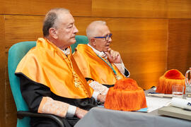 José Sánchez Maldonado y Jorge Martínez-Vázquez en su investidura como Doctor "Honoris Causa" por la Universidad de Málaga. Edificio del Rectorado. Julio de 2025