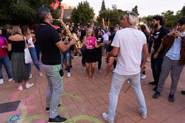 Actuación del grupo musical "Who Killed the DJ". Welcome to UMA. Bienvenida a los alumnos de intercambio internacional de la Universidad de Málaga. Jardín botánico. Octubre de 2019