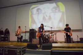 Presentación de videoclip y concierto del taller "1+1 Fusión Cultural Atalaya, 2ª Fase" por la Universidad de Málaga. Paraninfo. Abril de 2010