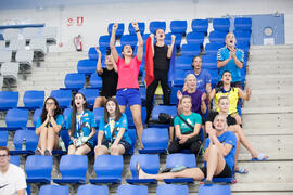 Espectadoras en la grada. Partido Rumanía - Portugal. Categoría masculina. Campeonato del Mundo Universitario de Balonmano. Antequera. Junio de 2016