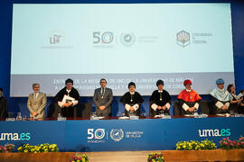 Imposición de la Medalla de Oro de la Universidad de Málaga a la Universidad de Córdoba y a la Universidad de Sevilla. Paraninfo. Junio de 2023