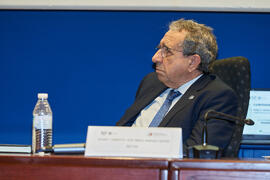 José Ángel Narváez. Conferencia de Pablo Hernández de Cos en la Facultad de Ciencias Económicas y Empresariales de la Universidad de Málaga. Paraninfo. Octubre de 2022