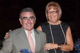 Cena de gala con motivo al homenaje para los jubilados y personal que cumple 25 años de servicio en la Universidad de Málaga. Jardín Botánico. Junio de 2009