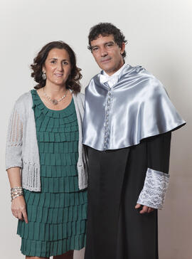 Retratos de D. José Antonio Domínguez Bandera como Doctor "Honoris Causa" por la Univer...