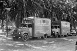 Málaga. Camiones del servicio de mataderos del Ayuntamiento. Agosto de 1963