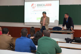 Comunicación impartida en el 6º Congreso Internacional de Actividad Física Deportiva para Mayores. Escuela Técnica Superior de Ingeniería de Telecomunicaciones y de Informática. Marzo de 2015
