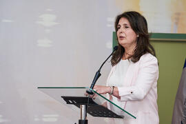 Ana José Cisneros Ruiz. Presentación del Retrato de Honor de D. Eugenio José Luque Domínguez. Facultad de Ciencias Económicas y Empresariales. Junio de 2025