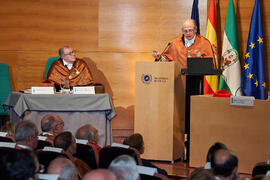 Discurso de Aníbal Ollero Baturone en su investidura como Doctor "Honoris Causa" por la Universidad de Málaga. Edificio del Rectorado. Mayo de 2025