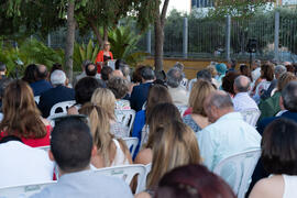 Intervención de Adelaida de la Calle. Homenaje al personal jubilado o que cumple 25 años de servicio en la Universidad de Málaga. Jardín Botánico. Junio de 2019