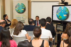 Cursos de verano 2012 de la Universidad de Málaga. El papel de lo privado en la gestión de lo público. Marbella. Julio de 2012