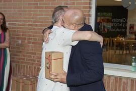Félix García y Eugenio Luque. Homenaje al personal jubilado de la Facultad de Ciencias Económicas y Empresariales. Campus de El Ejido. Septiembre de 2022
