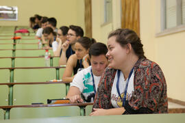 Examen en el aula Magna de la Facultad de Económicas y Empresariales. Olimpiada Española de Economía, Fase Nacional. Málaga. Junio de 2015