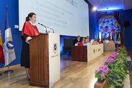 Intervención de Elsa Marina Álvarez. Investidura de Hermanfrid Schubart, Alejandro Portes y Luis Enrique de la Villa como Doctores "Honoris Causa" por la Universidad de Málaga. Paraninfo. Octubre de 2024