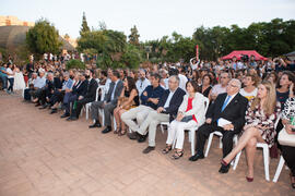 Asistentes al acto de bienvenida a los alumnos de intercambio internacional de la Universidad de Málaga. Jardín botánico. Octubre de 2016