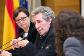 Conferencia de Miguel Ríos "La música como testimonio de la Transición" del ciclo "Historia, documentos y sociedad". Edificio del Rectorado. Abril de 2019