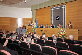 Investidura como Doctor "Honoris Causa" de D. Javier Aracil Santonja por la Escuela Técnica Superior de Ingeniería Industrial de la Universidad de Málaga. Rectorado. Diciembre de 2013