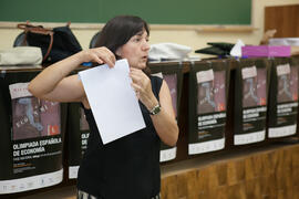 Examen en el aula Magna de la Facultad de Económicas y Empresariales. Olimpiada Española de Economía, Fase Nacional. Málaga. Junio de 2015