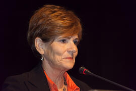 Ponencia de Jessie Jones. Panel de Expertos. 3º Congreso Internacional de Actividad Físico-Deportiva para Mayores de la Universidad de Málaga. Palacio de Ferias y Congresos de Málaga. Marzo de 2009