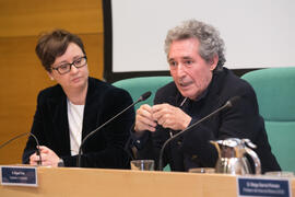 Conferencia de Miguel Ríos "La música como testimonio de la Transición" del ciclo "Historia, documentos y sociedad". Edificio del Rectorado. Abril de 2019