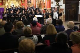 Concierto de Navidad de la Coral Sancti Petri homenaje a la Facultad de Económicas. Iglesia de los Mártires. Diciembre de 2015