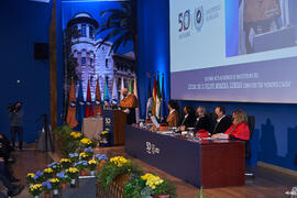 Laudatio de Carlos Camacho Peñalosa. Padrino en la investidura de Felipe Romera como Doctor "Honoris Causa" por la por la Escuela Técnica Superior de Ingeniería de Telecomunicación de la Universidad de Málaga. Paraninfo. Marzo de 2022
