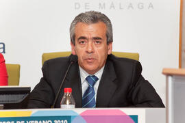 Presentación de los cursos de verano de la Universidad de Málaga. Rectorado. Mayo de 2010