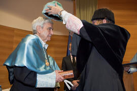 Investidura como Doctor "Honoris Causa" de D. Antonio Bonet Correa por la Universidad d...