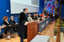 Discurso de Miguel Ángel Castro Arroyo. Entrega de la Medalla de Oro de la Universidad de Málaga a la Universidad de Sevilla. Paraninfo. Junio de 2023