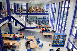 Biblioteca de Ciencias. Campus de Teatinos. Abril de 2013