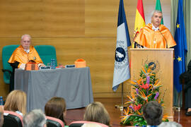 José Emilio Navas en su investidura como Doctor "Honoris Causa" por la Facultad de Ciencias Económicas y Empresariales de la Universidad de Málaga. Edificio del Rectorado. Abril de 2017